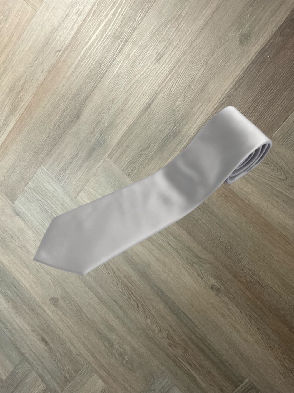 NWOT Joseph & Feiss Silk Wedding Formal Prom Tie Mens 55"x 3.5" Silver‎ Gray